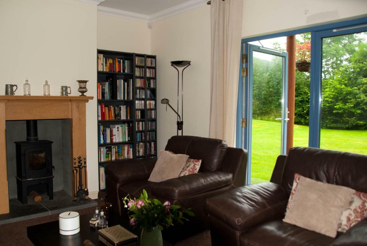 Suardal Bed And Breakfast Fort Augustus Exterior photo